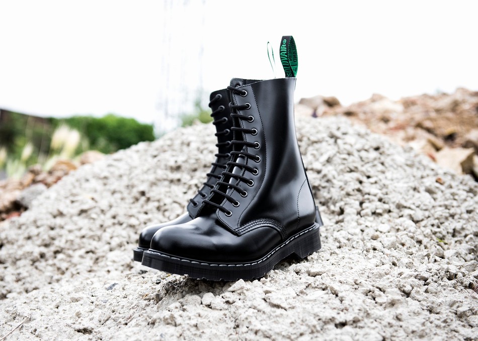 Men Solovair Hi-Shine 11 Eye Derby Boots Black | S11-981-BK-G-035