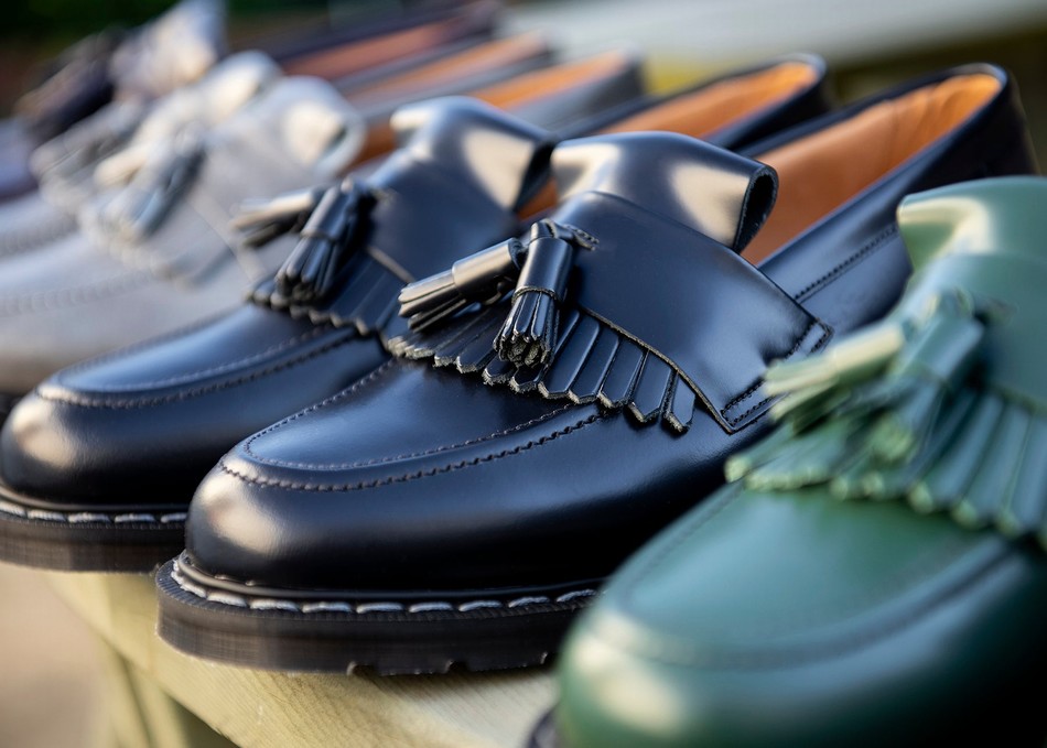 Men Solovair Hi-Shine Tassel Loafers Navy | S0-1022-NV-G-030