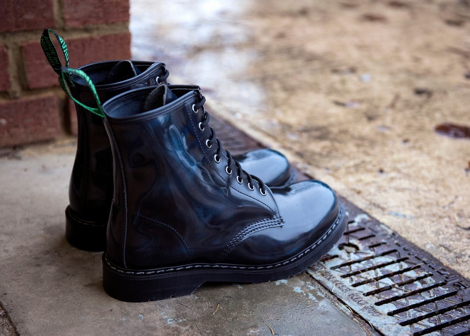 Men Solovair Rub-Off 8 Eye Derby Boots Navy | S8-551-NV-RO-G-035