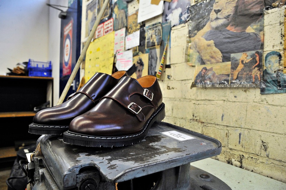 Men Solovair Rub-Off Double Buckle Monk Shoes Burgundy | S0-157-BUR-G-030