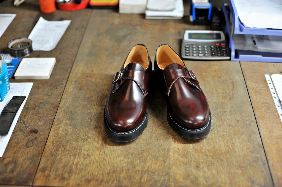Men Solovair Rub-Off Single Buckle Monk Shoes Burgundy | S0-060-BUR-G-035