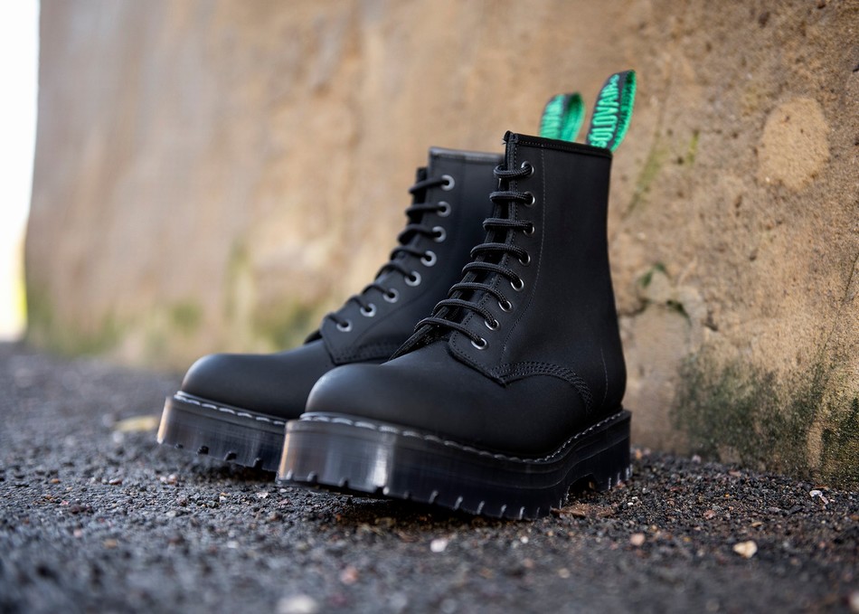 Women Solovair Greasy 8 Eye Zipped Platform Derby Boots Black | S8-551-BG-ZIP-HIGH-G-030