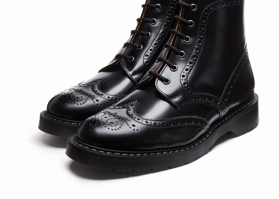 Women Solovair Hi-Shine 6 Eye Brogue Boots Black | S6-019-BK-G-030