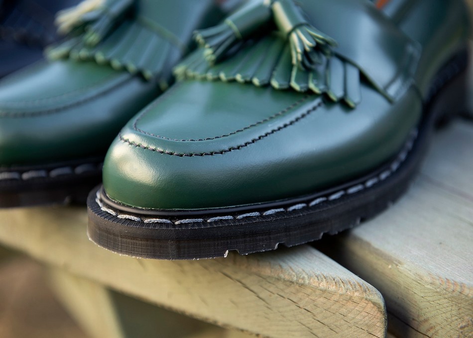 Women Solovair Hi-Shine Tassel Loafers Green | S0-1022-GN-G-030