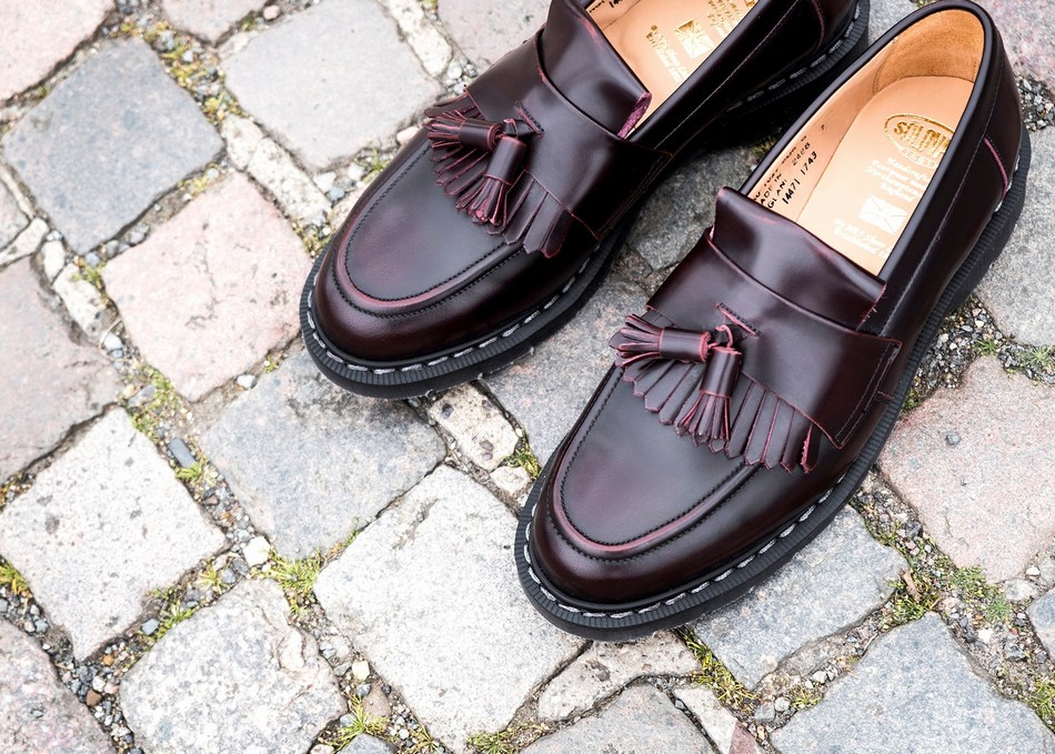 Women Solovair Rub-Off Tassel Loafers Burgundy | S0-1022-BUR-G-030